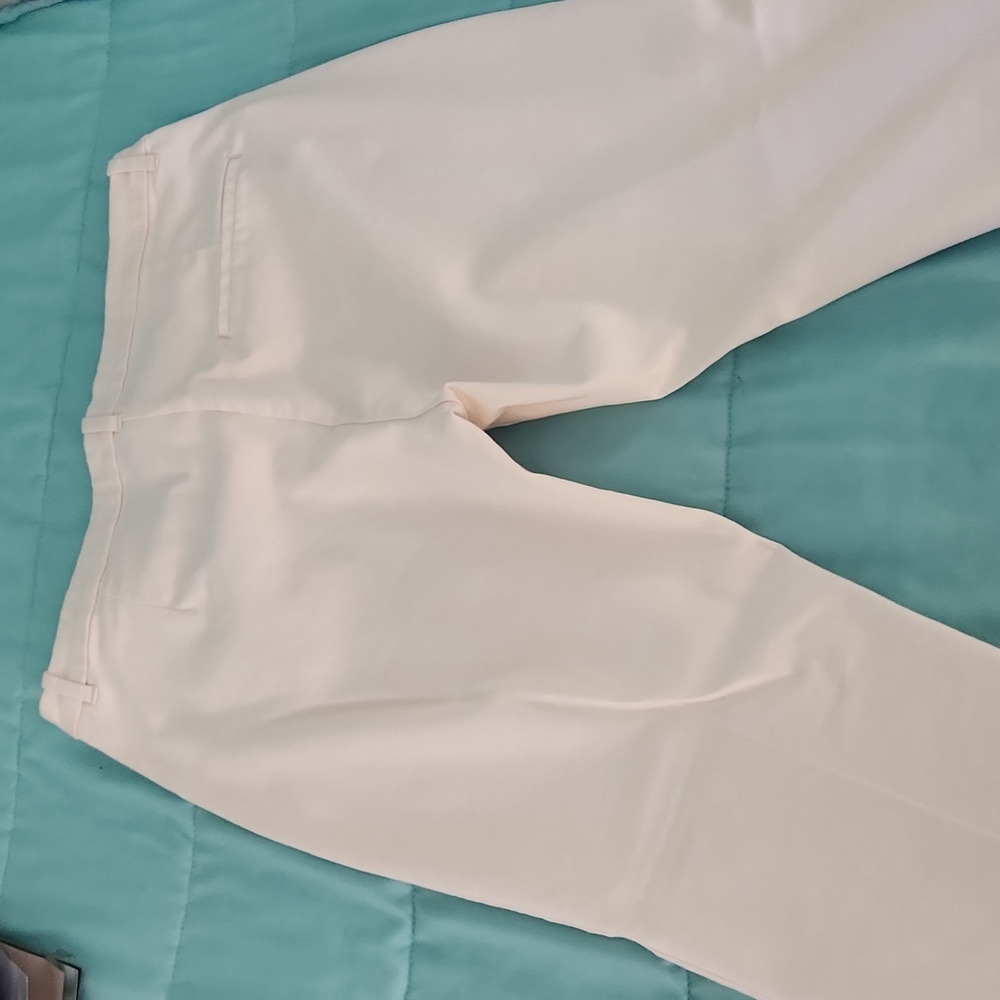 Capri pants - Picture 2 of 3